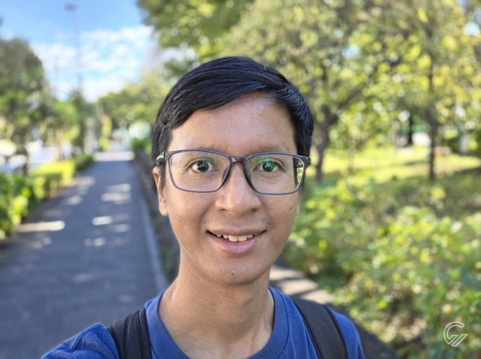 Samsung Galaxy Z Fold 8 - Hasil Foto