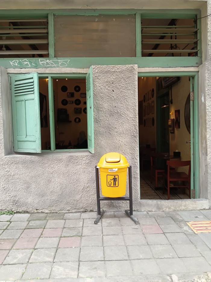 motorola-moto-G37-Kuning-Resto